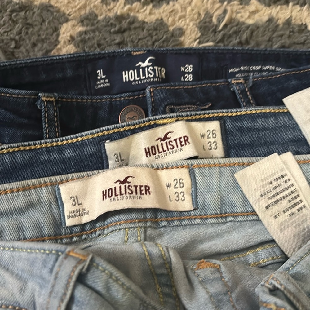 Holllister jeans 3 pairs